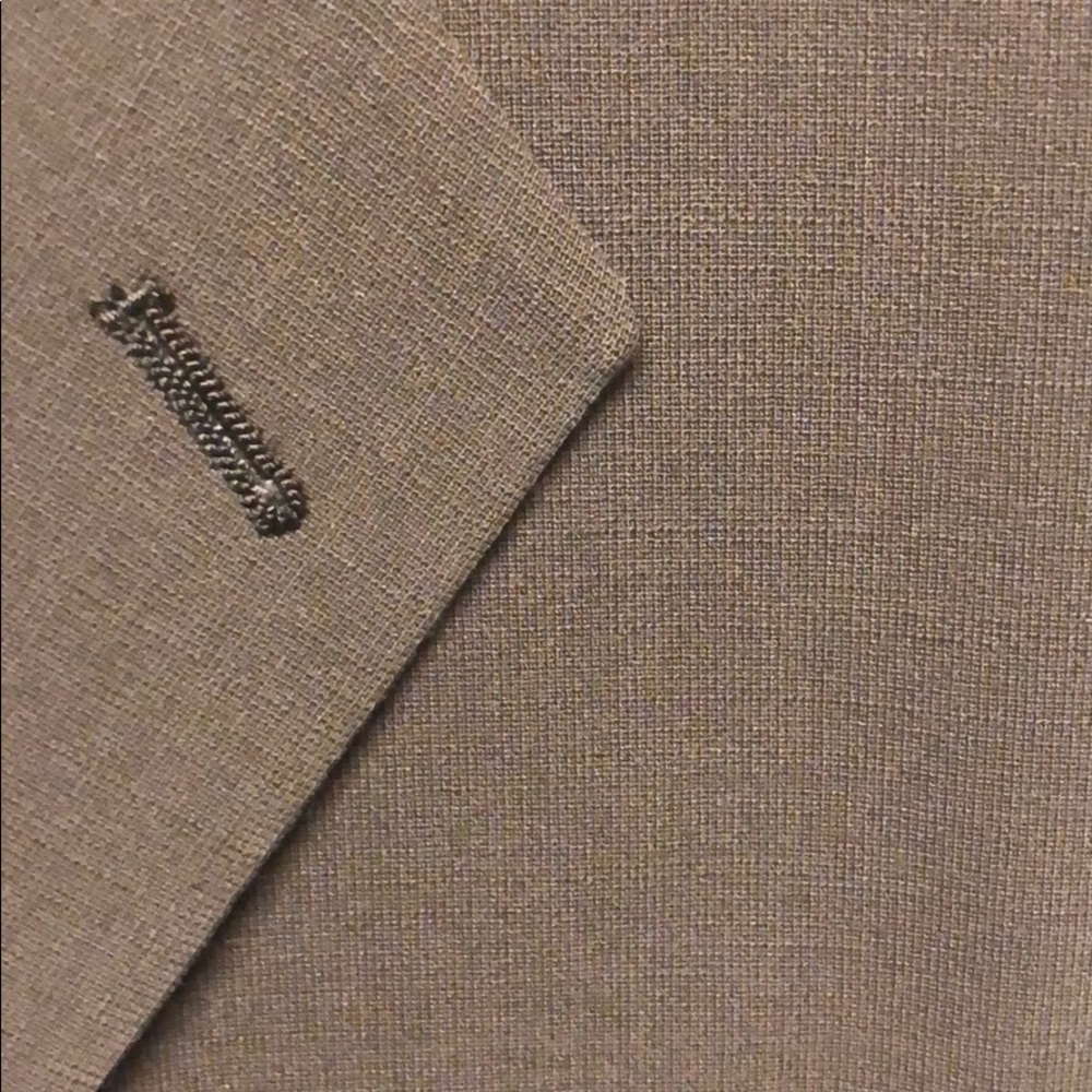 Men Suits - Picture 3 of 4